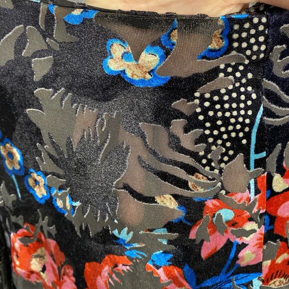 Torrid Black Velvet Burn out Size 2/3 2X/3X Floral Kimono Tassel Open Cardigan - Picture 5 of 7